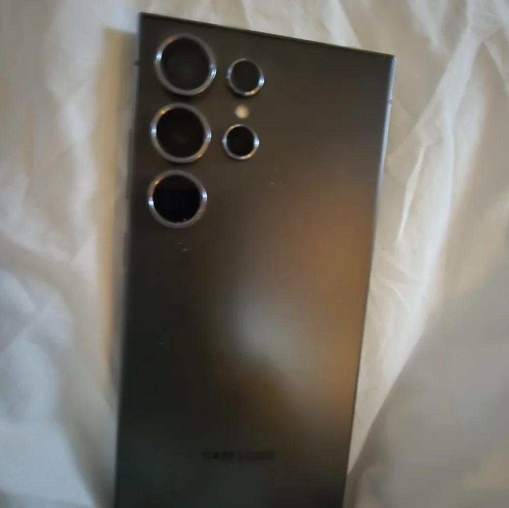 Samsung S24 Ultra 512 gb at&t Grey